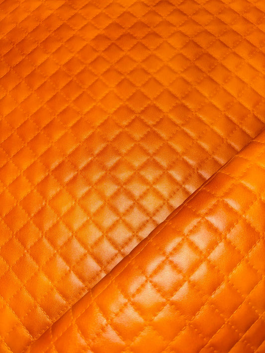 Luxury Diamond Quilted Vinyl - Tan Marbled