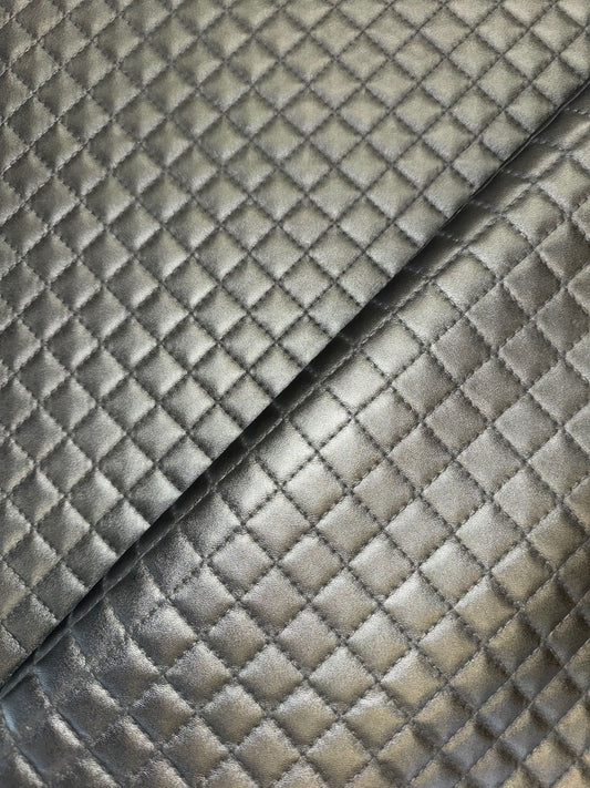 Luxury Diamond Quilted Vinyl - Black