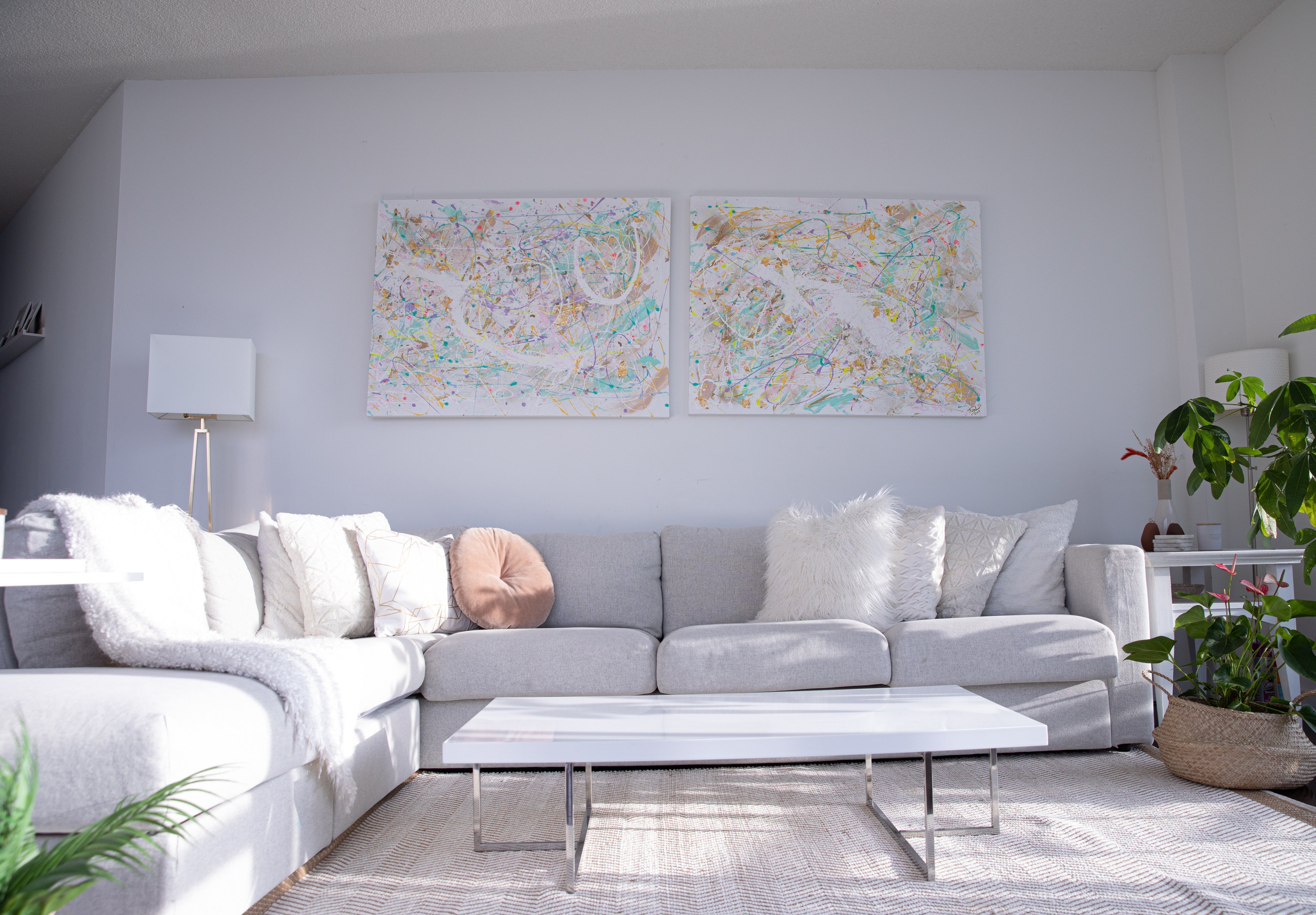Sofa / Couches