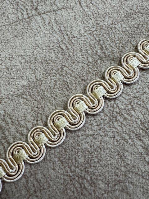 Upholstery Scroll Gimp/Braid Trim - Cream