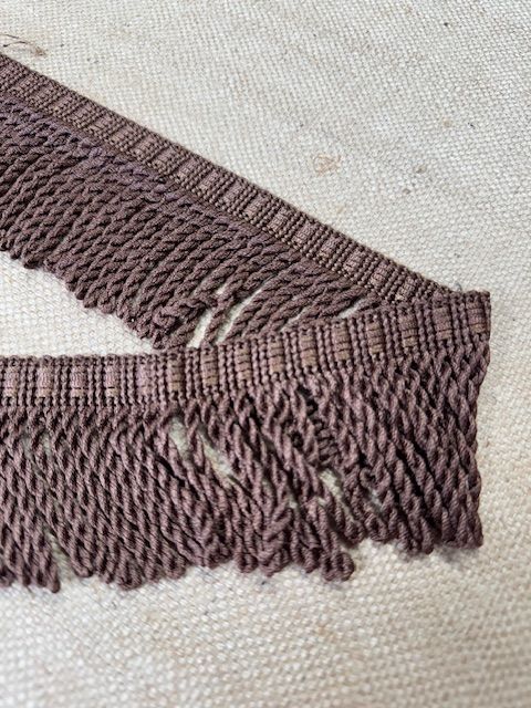 Upholstery Spectrum Roman Fringe - Braided top Rope - Mid Brown