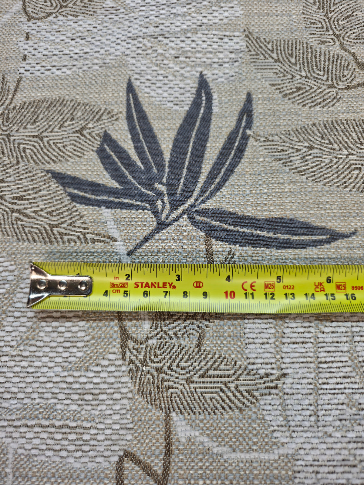 Balmoral Lotus Leaf Pattern Heavy Weave