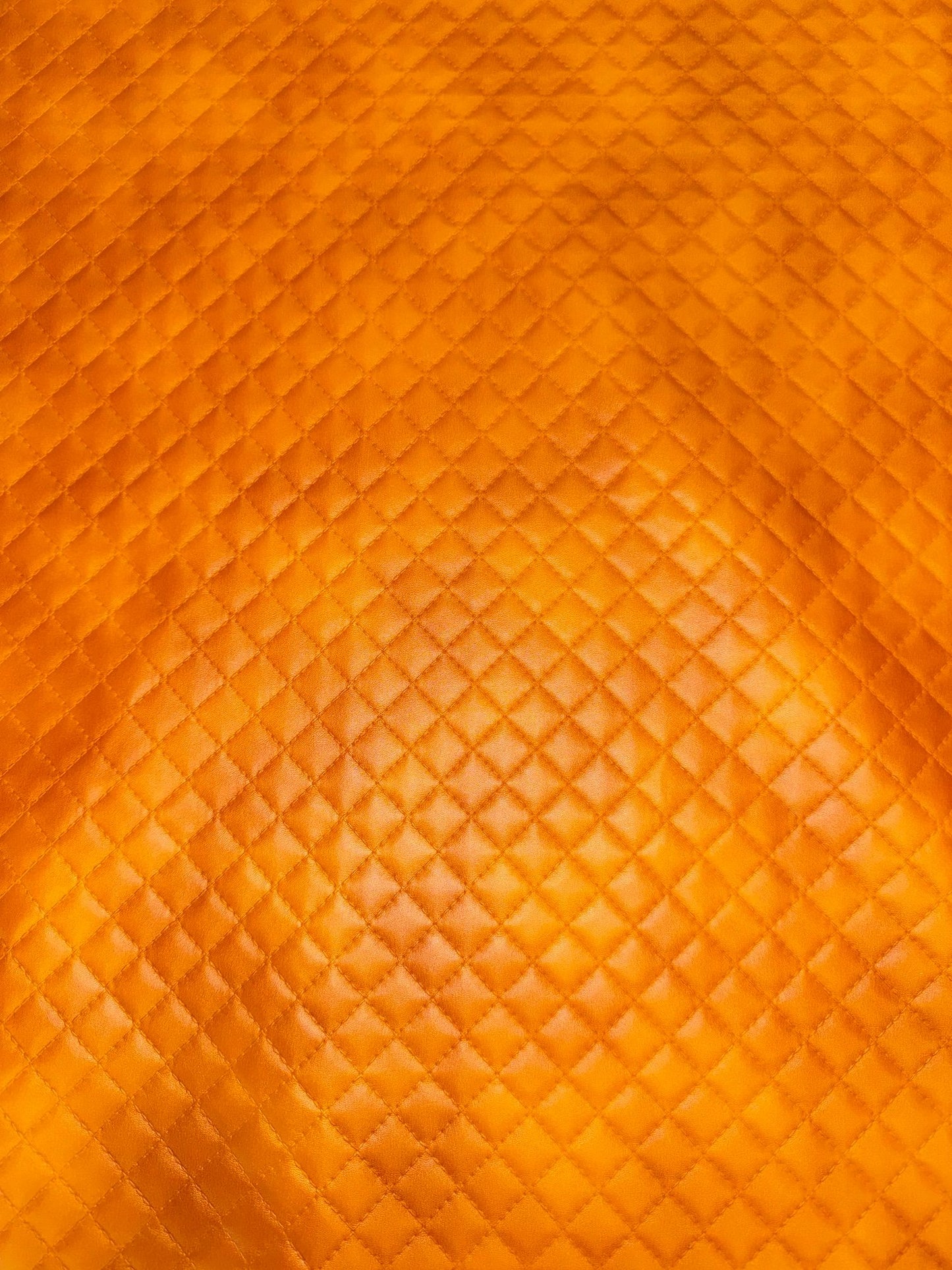 Luxury Diamond Quilted Vinyl - Tan Marbled