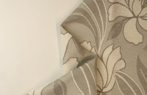 Pariser Blumen-Brokat-Polsterstoff in Creme