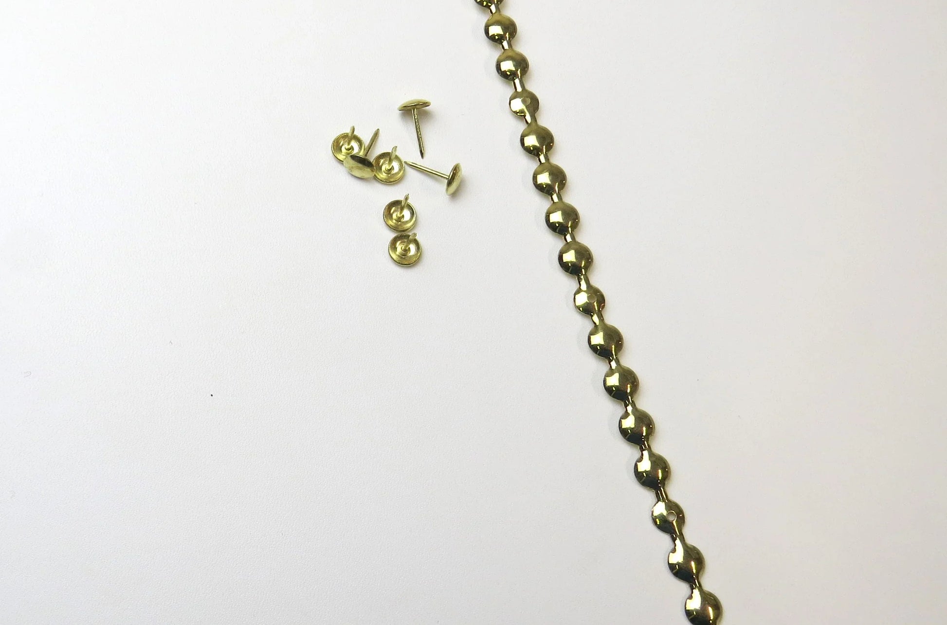 10Mm Gold Decorative Studs